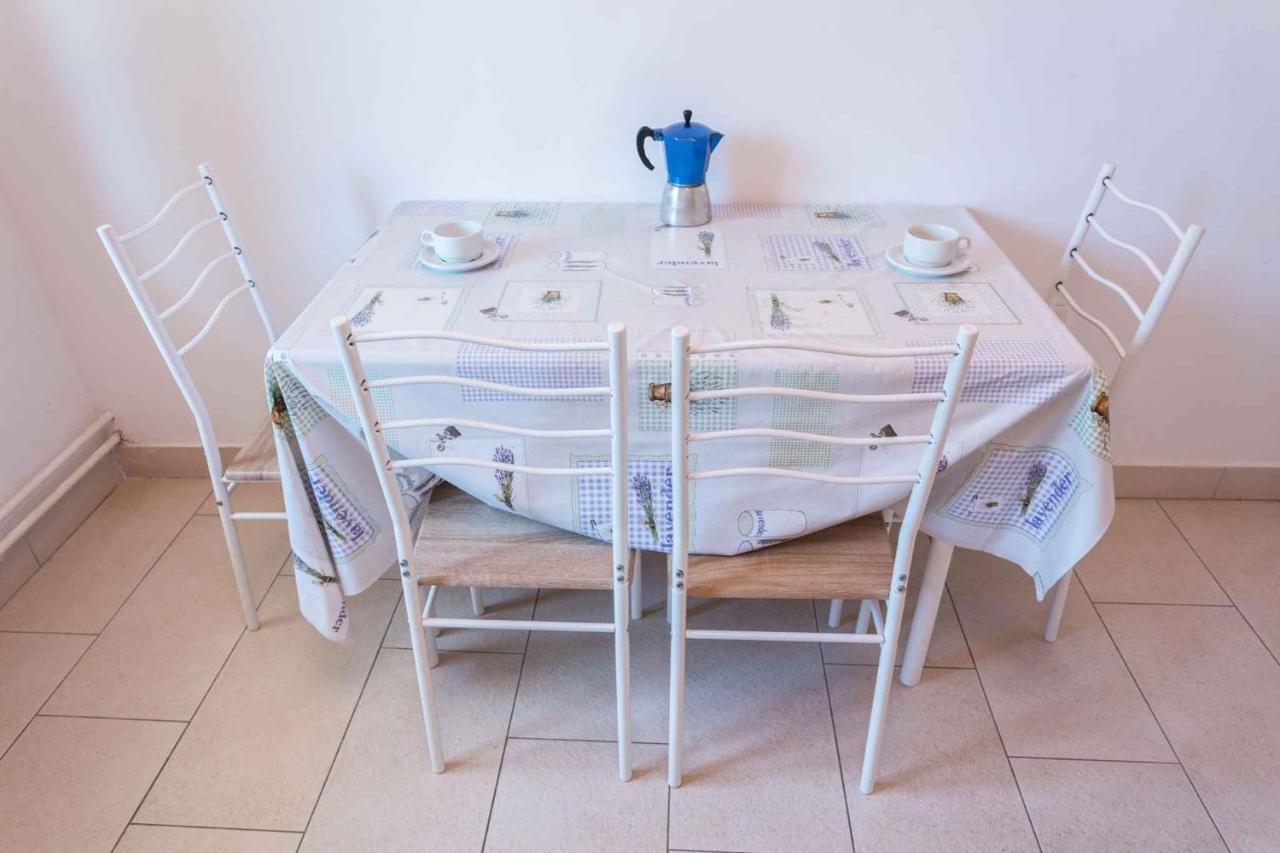 Mali Losinj Apartment 8 Eksteriør bilde