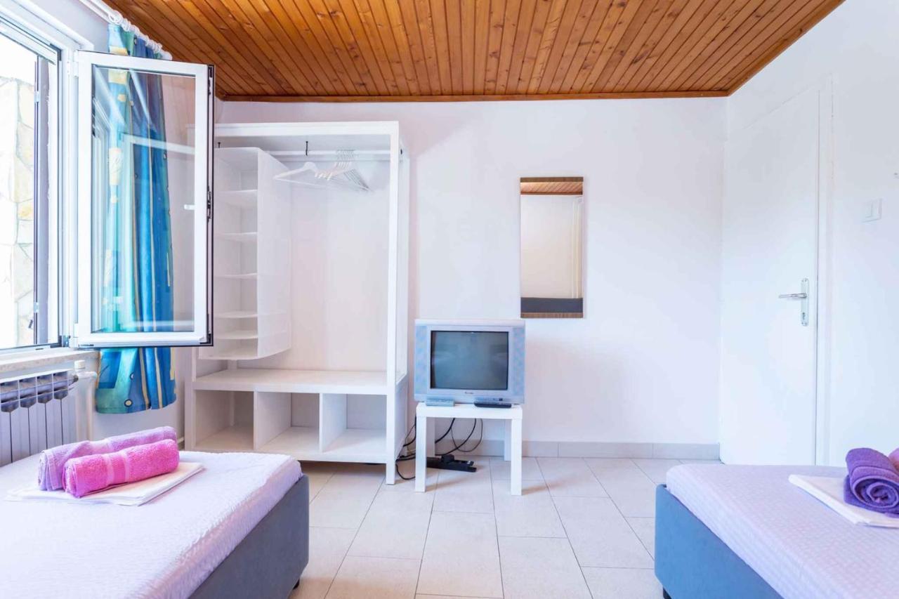 Mali Losinj Apartment 8 Eksteriør bilde