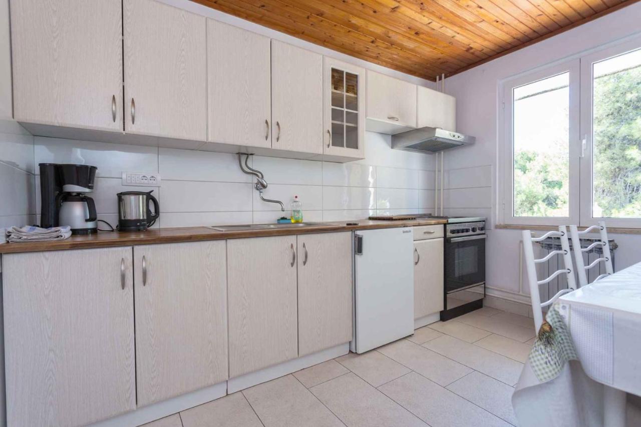 Mali Losinj Apartment 8 Eksteriør bilde